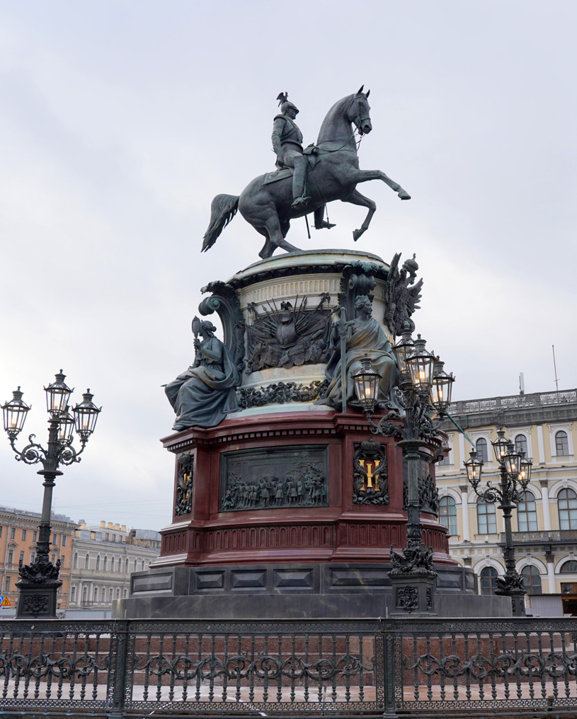 Реставрация памятника императору Николаю I на Исаакиевской площади