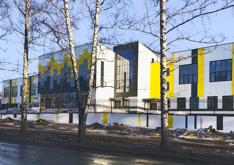 Здание школы на 1100 мест в новосибирском Академгородке / ООО «АкадемСтрой НСК»