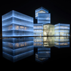 Остекление для ТЦ, ресторанов и магазинов: как увеличить трафик и продажи через витрины