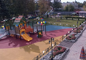 В Егорьевске появилась специализированная детская площадка. Спонсором стало ООО «Кроношпан»