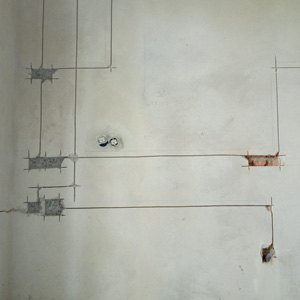 Замена проводки в квартире: советы и инструкция