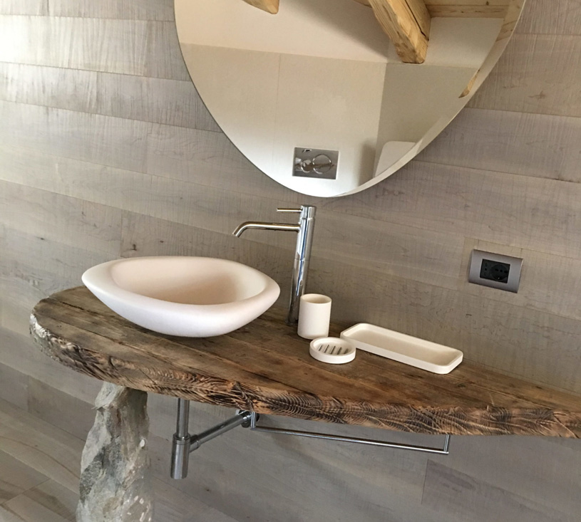 отделка ванной комнаты древесиной