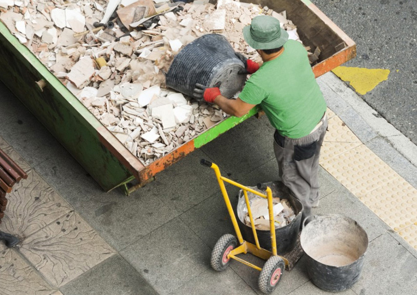 Вывоз мусора контейнером