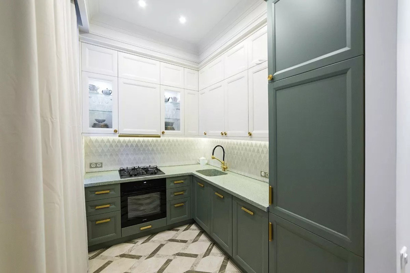 Кухонный гарнитур с эмалевысм фасадами