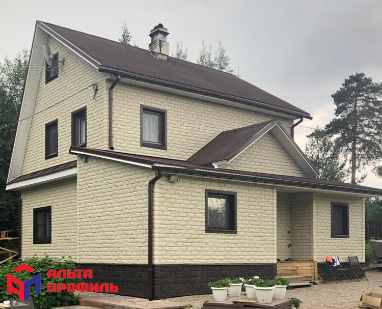 Сайдинг и фасадные панели для наружной отделки дома по низким ценам в Астрахане