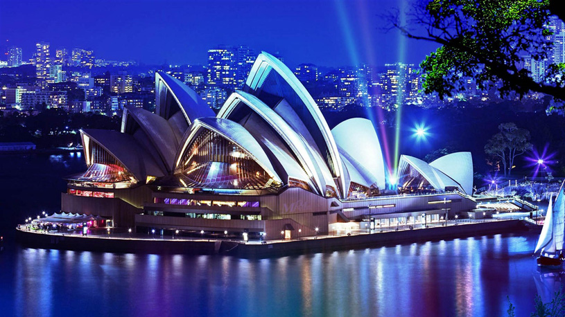Архитектурное освещение здания Оперы в Сиднее