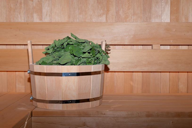 отделка парной вагонкой из лиственницы