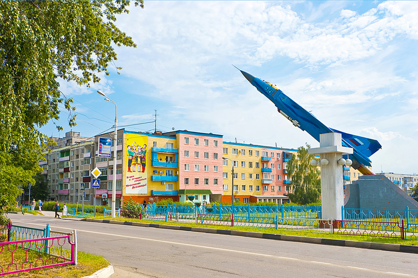 Луховицы. Самолёт-памятник МиГ-23МЛ