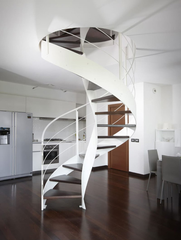 современная винтовая лестница в интерьере