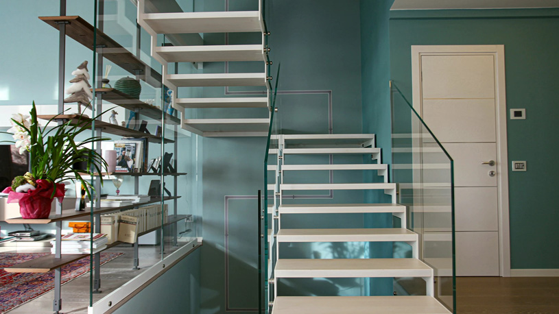 современная лестница в интерьере