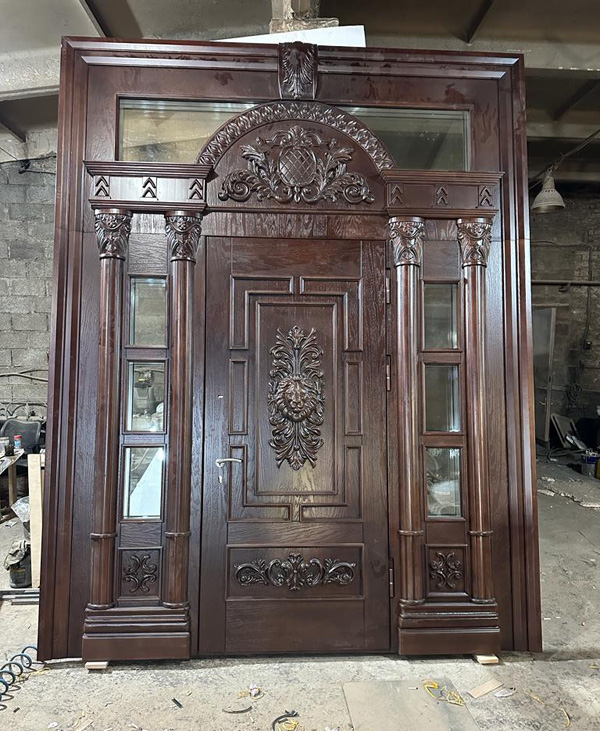 Нестандартные входные двери