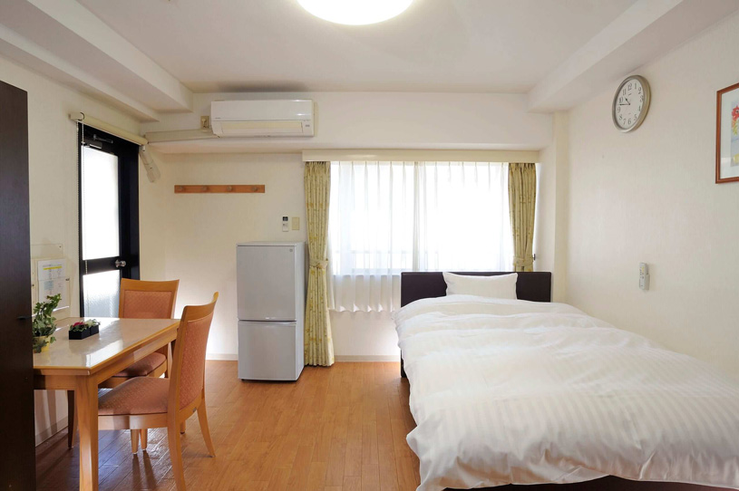 Кровать для арендного жилья гостиничного типа