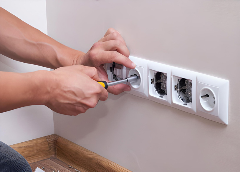 Замена проводки в квартире: монтаж розеток Замена проводки в квартире: монтаж розеток