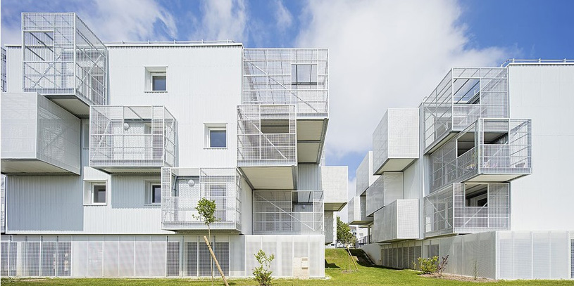 Комплекс социального жилья White Clouds («Белые облака»). Сент, Франция. Совместный проект More Architecture и Poggi Architecture