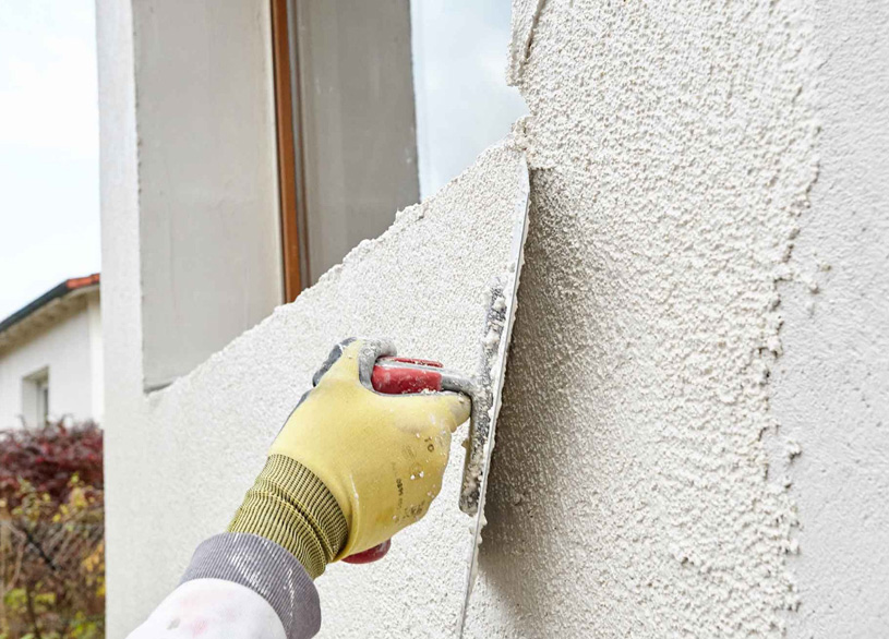 Отделка фасадов лёгкой теплоизоляционной цементной штукатуркой