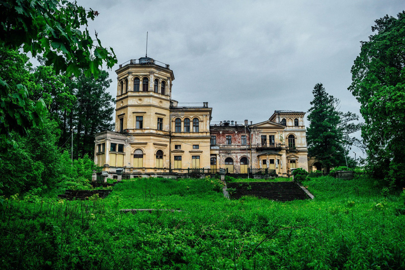 «Дворцово-парковый ансамбль Михайловской дачи (Михайловка)» / Санкт-Петербург, г. Петергоф, Санкт-Петербургское шоссе, д. 109