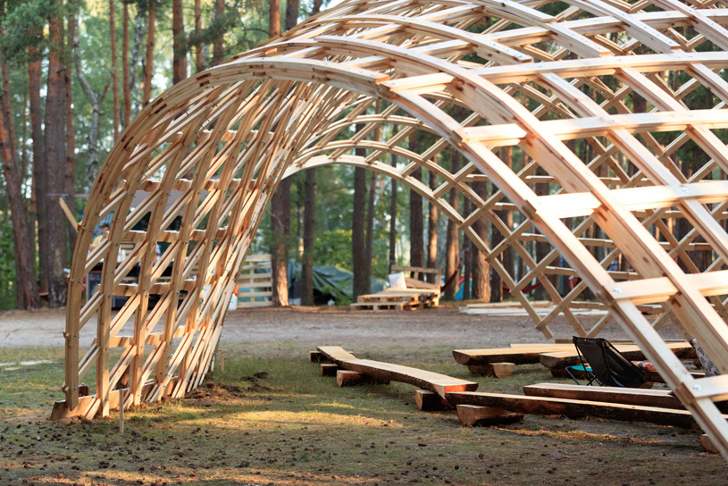 Гиперпространство ночного леса. Беларусь, Брестская область. Авторы: Максим Веремеюк, Антон Веремеюк. MAJSTERNI