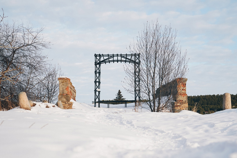 Диалог. Деревня Шилова, Свердловская область