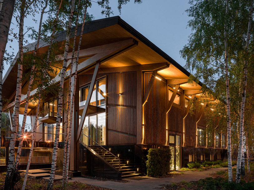 Жилой дом «Атлант» со скалодромом и гаражом. Московская область, Раздоры