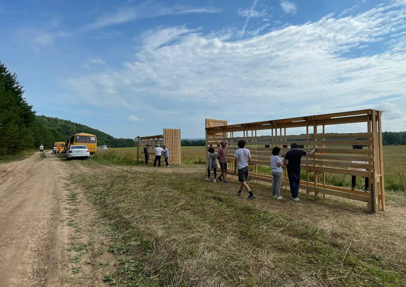 Противо стояние. Костромская область, село Толгуново. Авторы: Росс Елизавета, Беспалов Алексей, Гилёв Кирилл, Тихонова Дарья, Князева Екатерина, Лубских Валерия, Гудков Матвей. Творческое объединение КУБ+