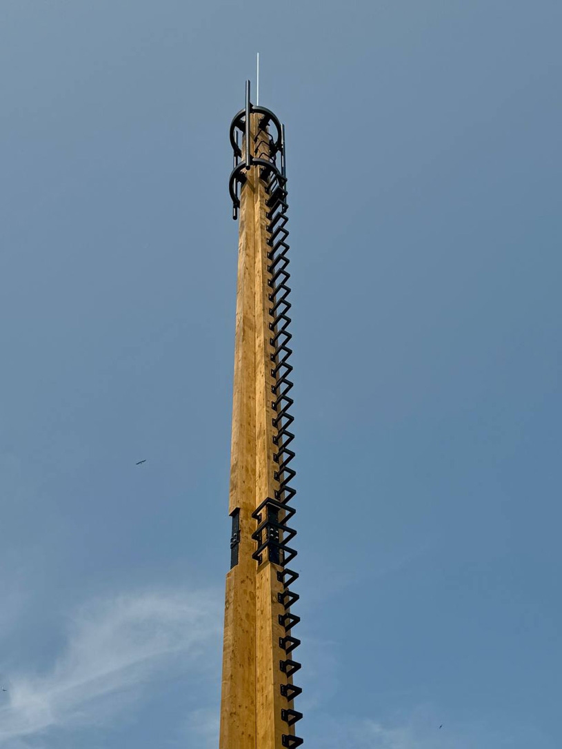 Вышка сотовой связи. Вологодская область, город Сокол. Авторы: Norvex НЛК. Конструкторы Александр Погорельцев и Владимир Стоянов