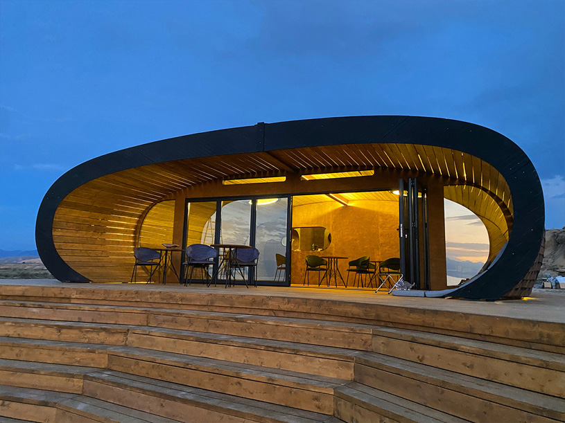 Ресторан Brorest. Кыргызстан, берег Иссык-Куля. Авторы: Рубцов Артем, Баринов Сергей, Яковлев Михаил. Arhbro