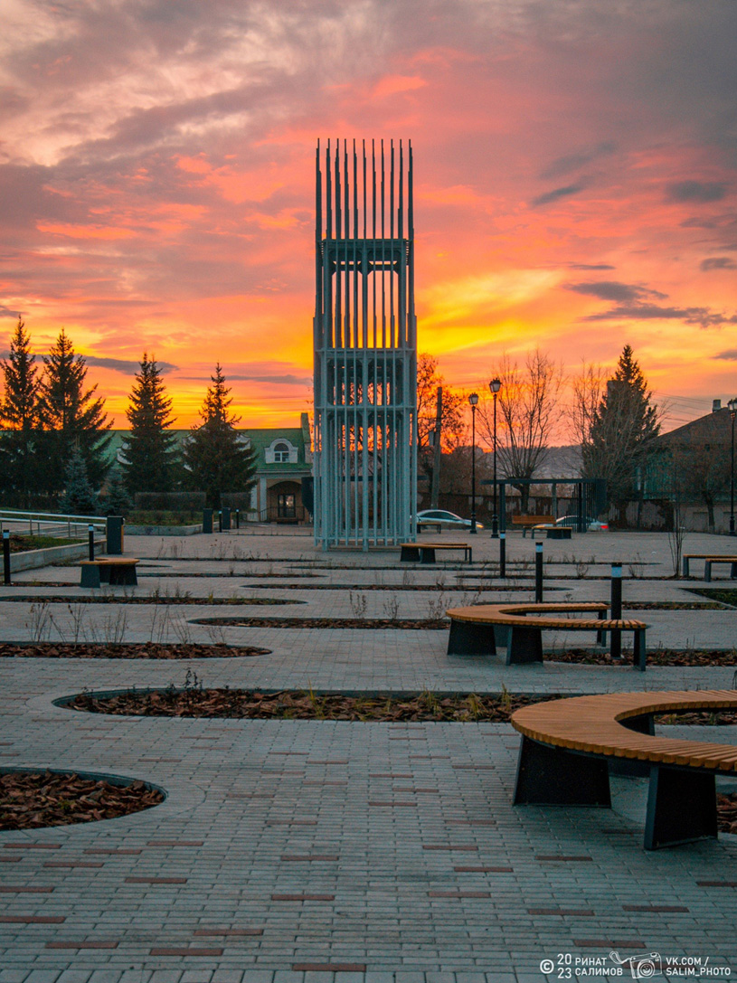 Арт-объект «Ворота» на Соборной площади города Кунгур, Пермский край