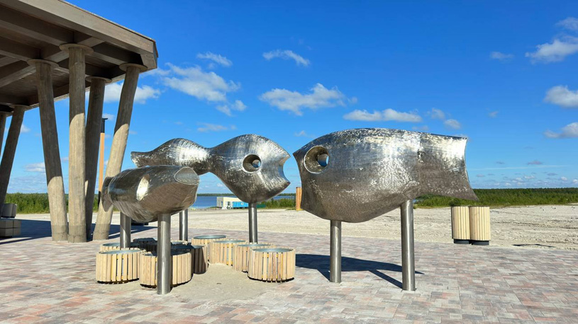 Арт-объект «Фауна Ханто» в городе Ноябрьск, Ямало-Ненецкий автономный округ