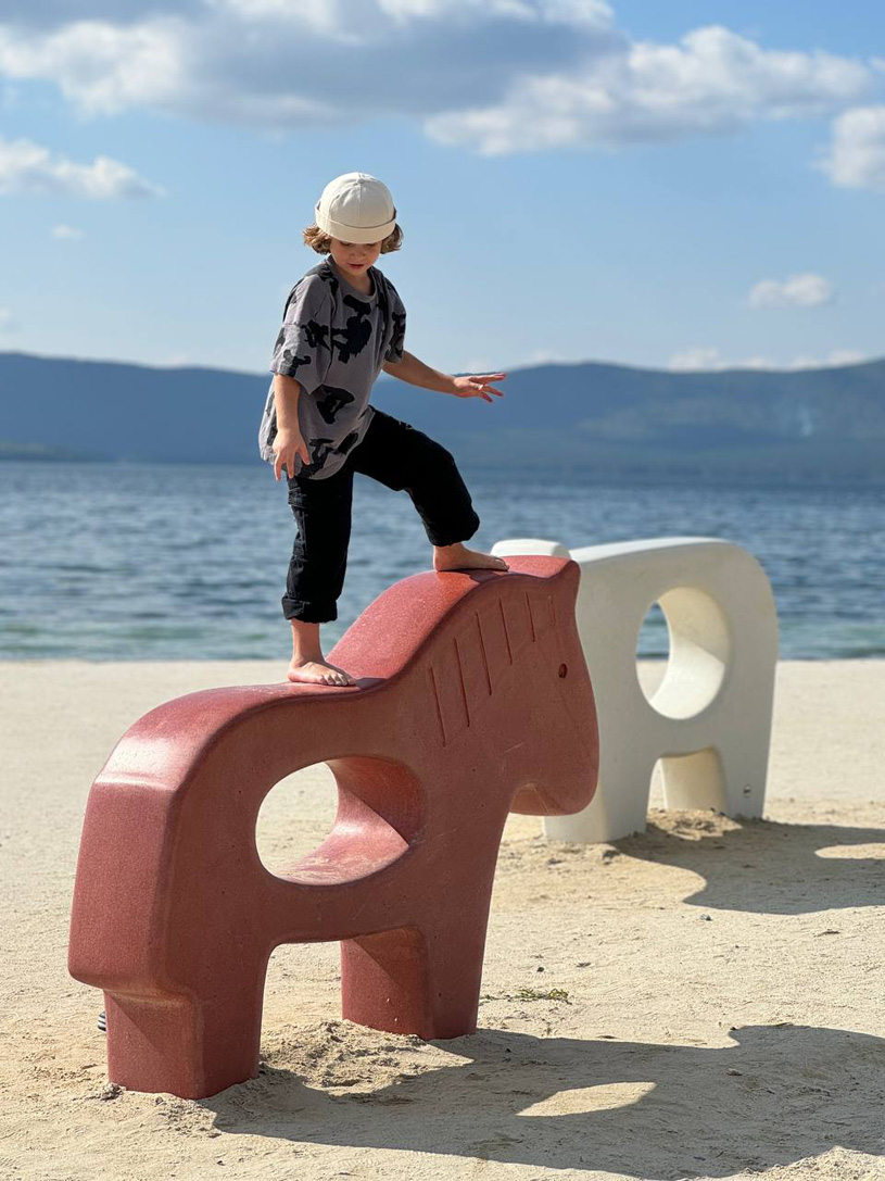 Серия арт-объектов «Зверушки» в парке «Я люблю Тургояк» в городе Миасс, Челябинская область