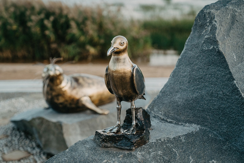Арт-объект «Нерпа и чайка» в парке «Остров фортов», Кронштадт, г. Санкт-Петербург