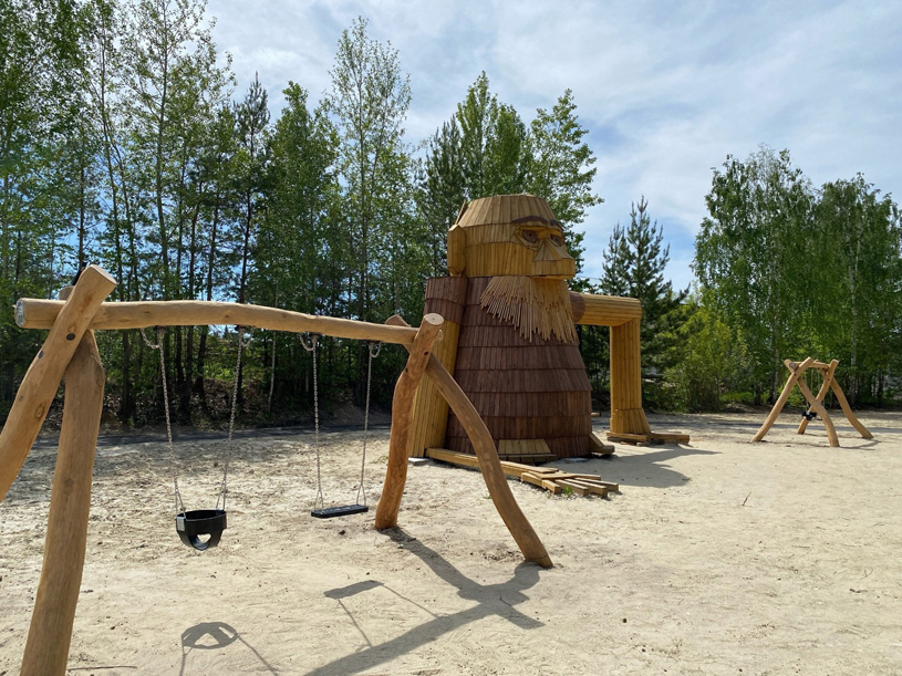 «Жители сказочного леса» в эко-парке города Курган, Курганская область