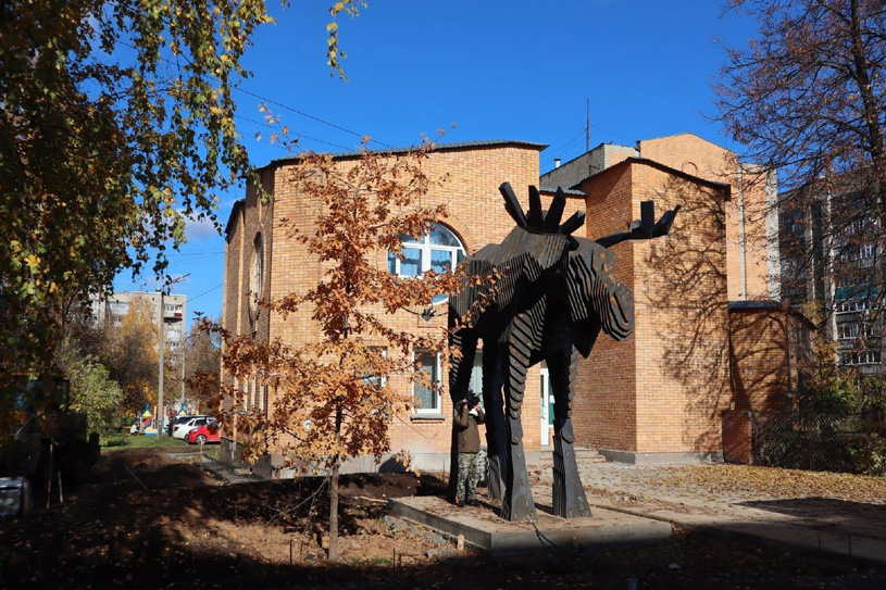 Арт-объект «Лось» в городе Глазов, Удмуртская область