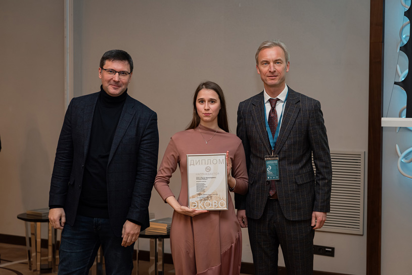 Международный архитектурный конкурс на разработку эффективной среды жилого квартала в городе Бресте. Проект «Урбан-Арт. Квартал изящных искусств». «ПауэрТехнолоджис». Авторский коллектив: Алексей Полищук, Полина Балабанова, Вадим Буханцев, Маргарита Анкудинова, Кирилл Уваров, Ярослав Орешкин, Ксения Лебедева, Ксения Третьякова (Россия).