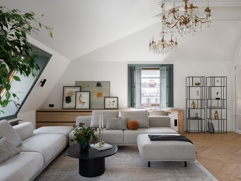 Мансарда с открытой планировкой и видом на петербургские крыши