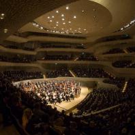 Эльбская филармония (Elbphilharmonie). Чикагский симфонический оркестр, дирижер Риккардо Мути © Todd Rosenberg Photography