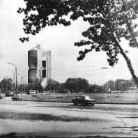 Выставка «Архитектор Евгений Рапопорт. Структуры и формы»