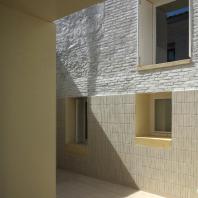 Проект-финалист Tile of Spain Awards of Architecture and Interior Design 2016 года: Номинация "Архитектура"/ Проект реставрации двух жилых домов в городе Оропеса (провинция Толедо), авторы: студия Paredes Pedrosa